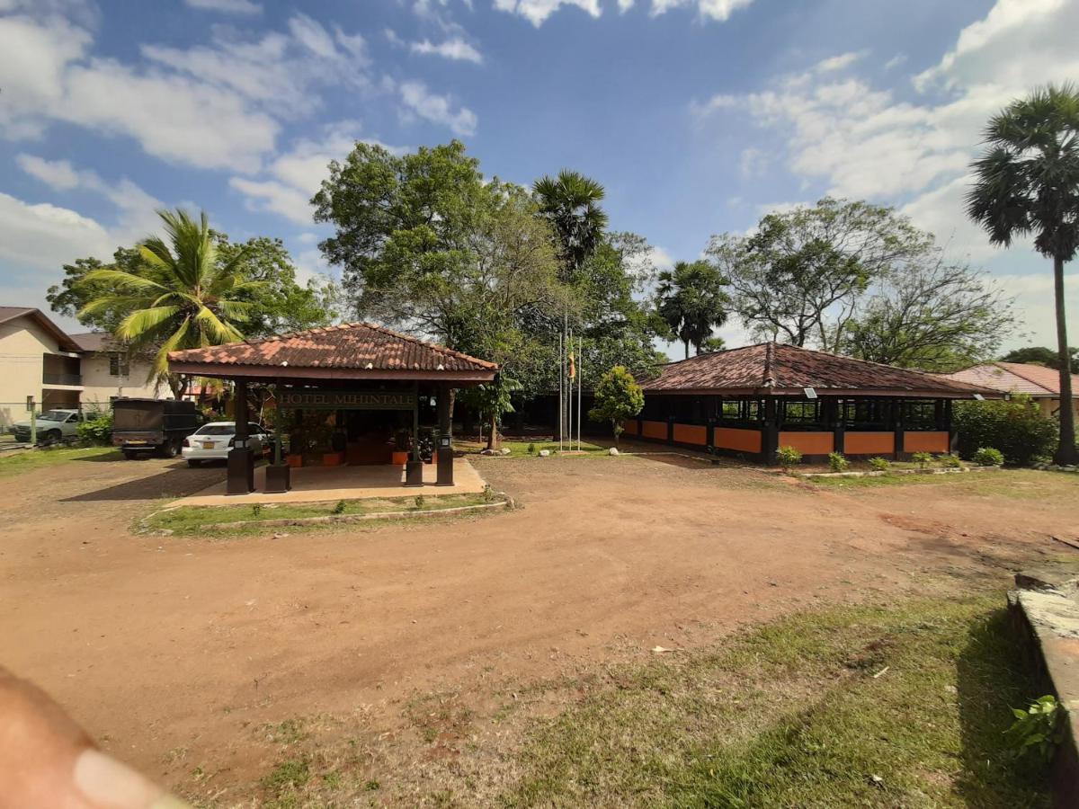 Mihintale Heritage Rest House Exterior photo